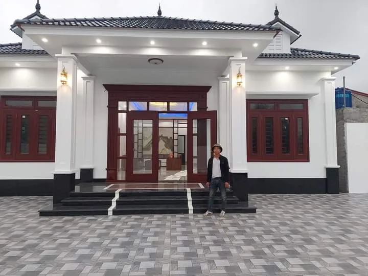 Gia-cua-thep-van-go-tai-hoa-thanh-tay-ninh