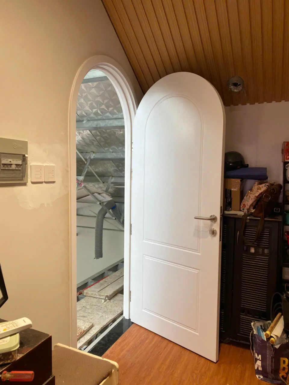 Gia-cua-vòm-nhua-composite-tai-phuong-sai-gon