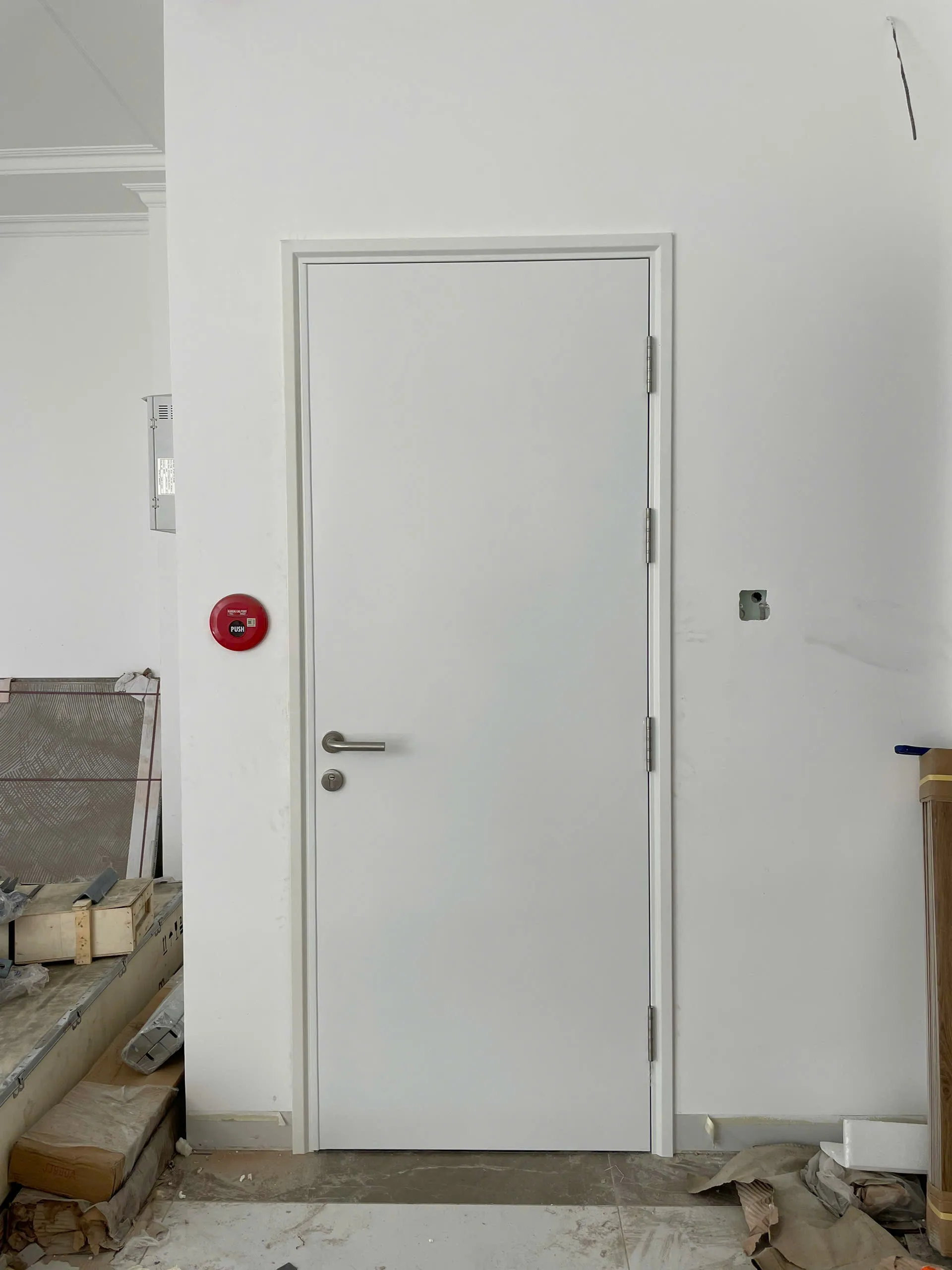 Gia-cua-thep-chong-chay-tai-phuong-ben-thanh